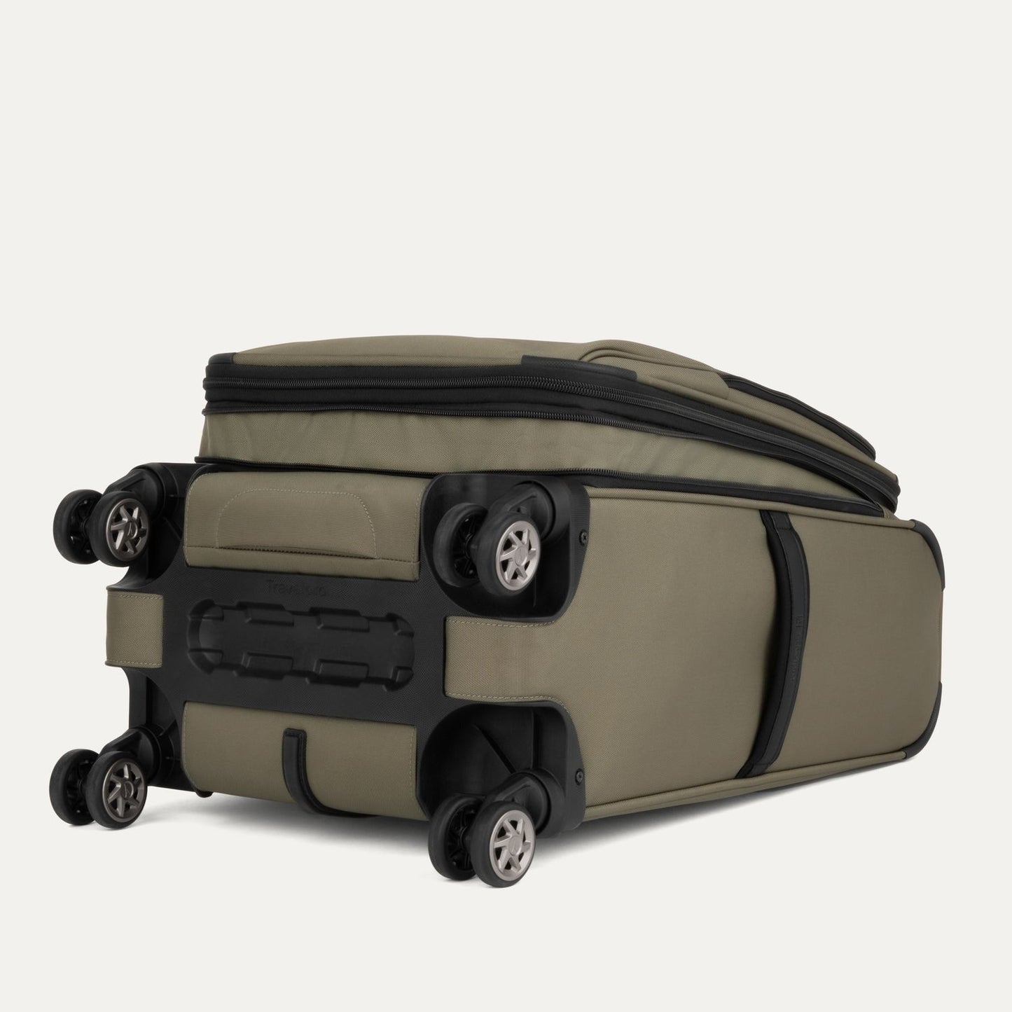 Roundtrip® Carry-on & Medium Check-in Spinner Set