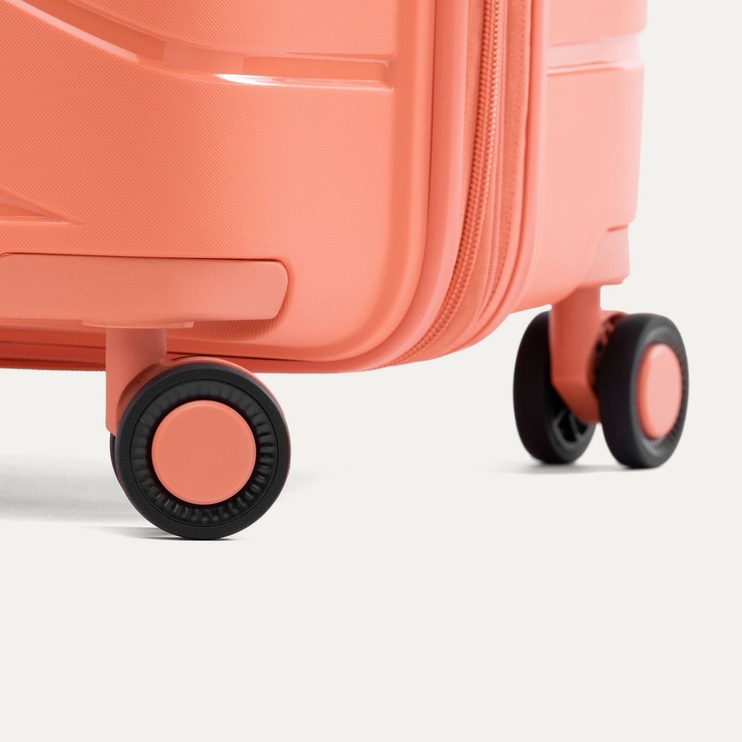 Atlantic® Carry-On / Medium Check-In Hardside Set