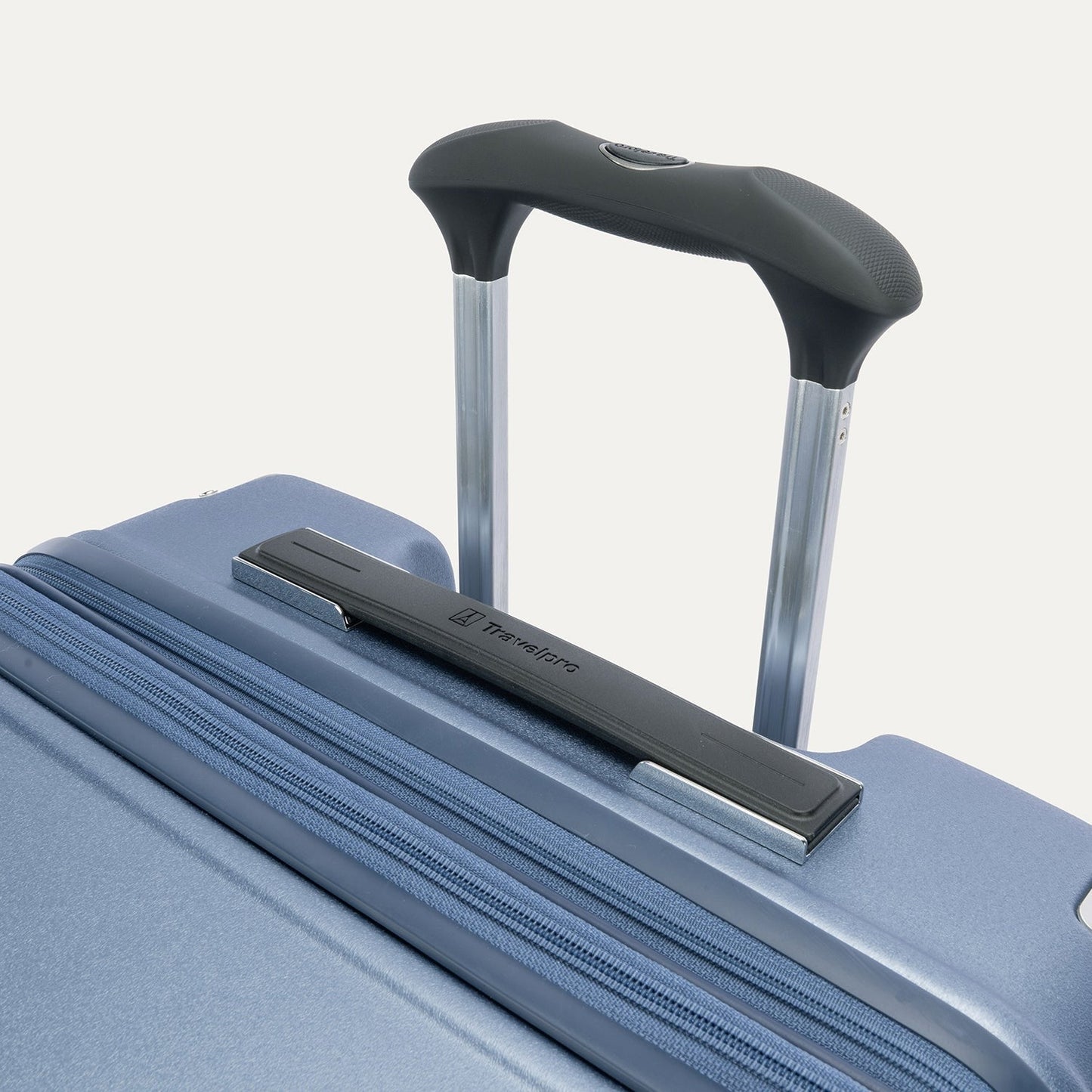 Platinum® Elite Large Check-In Hardside Spinner