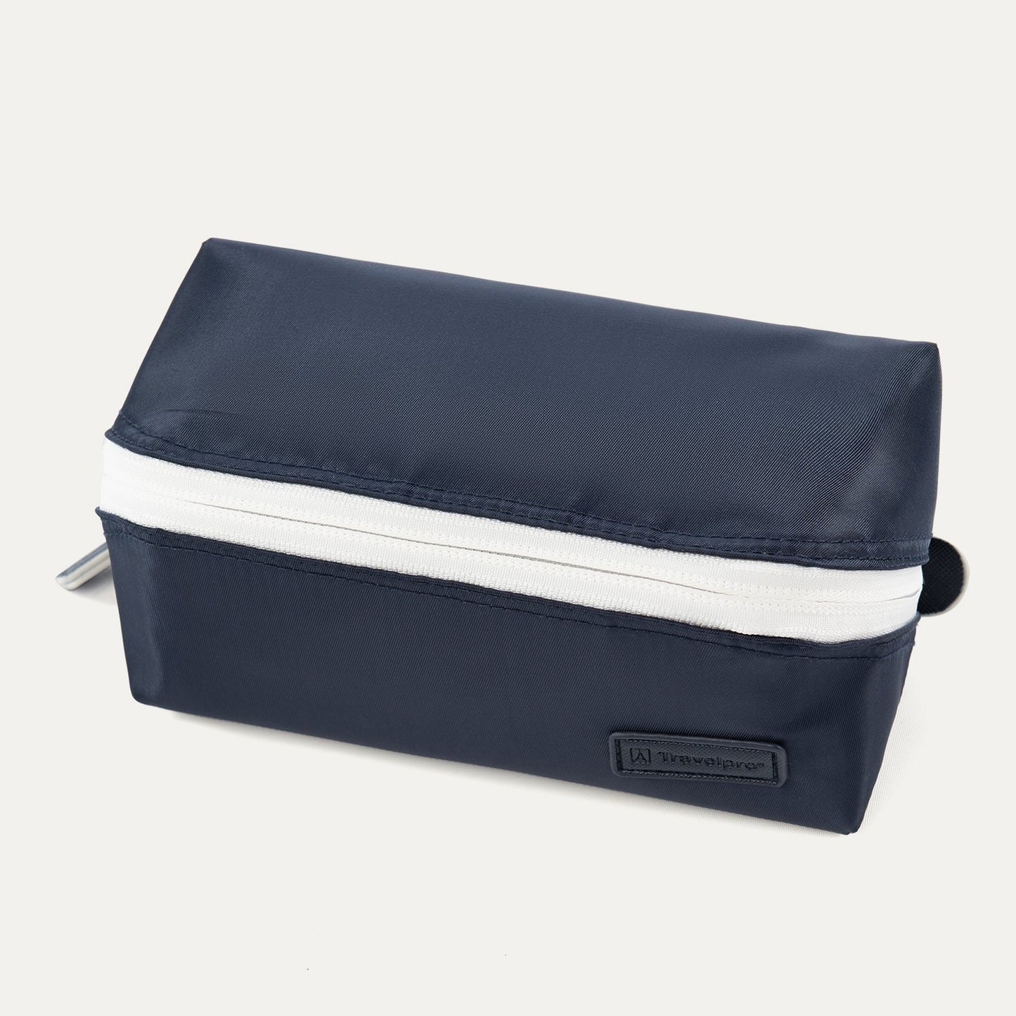 Travelpro® EssentialsTM MaxAccess CubesTM Large Organizer