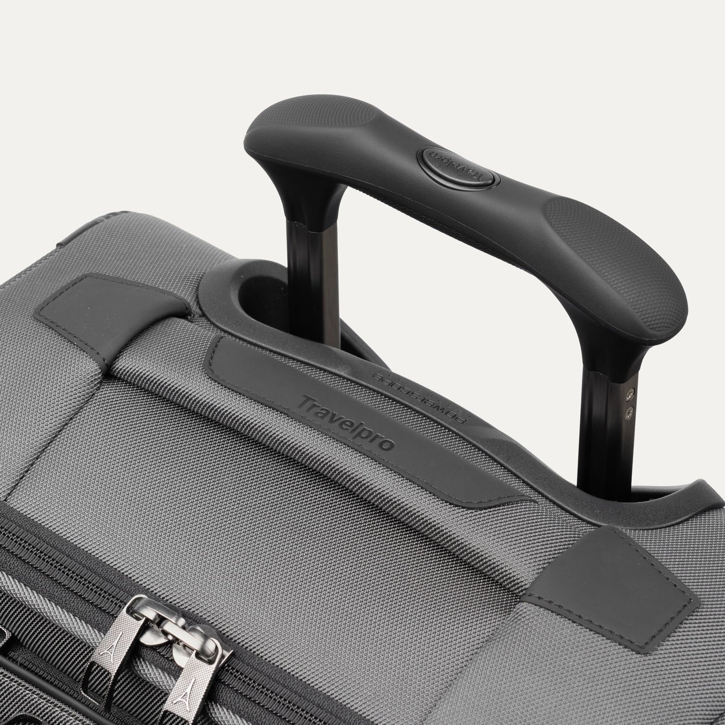 CrewTM Classic Compact Carry-On / Medium Check-In Set