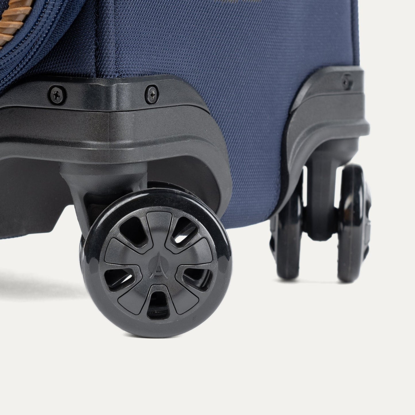 CrewTM Classic Carry- On / Medium / Large Set