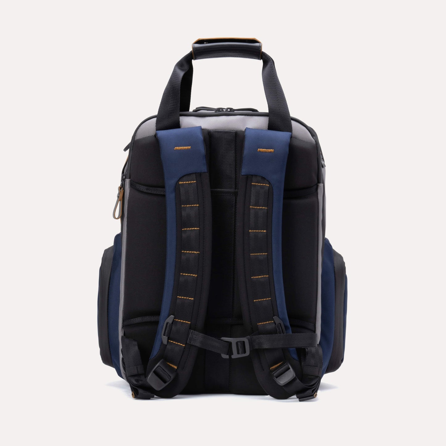 AltitudeTM Medium Expandable Laptop Backpack 25-30L