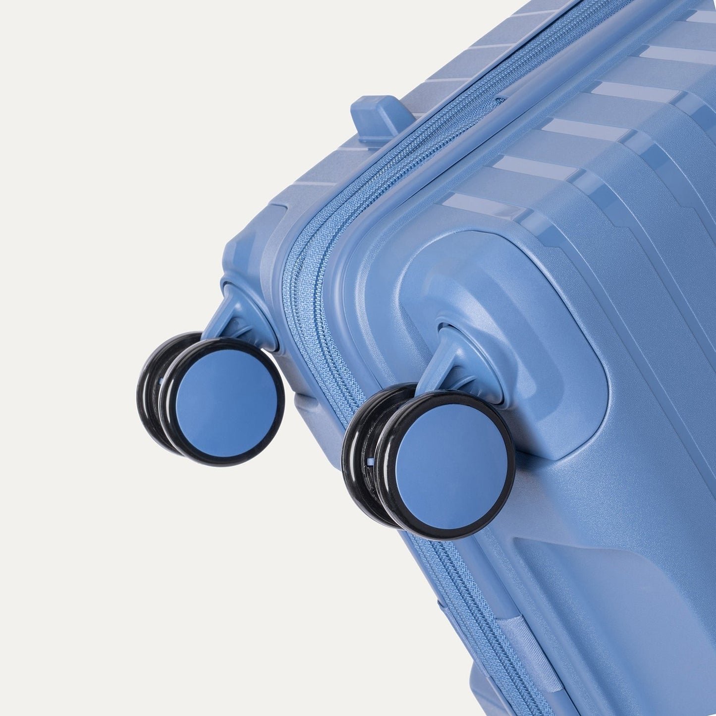 Optima® Expandable Large Check-in Spinner
