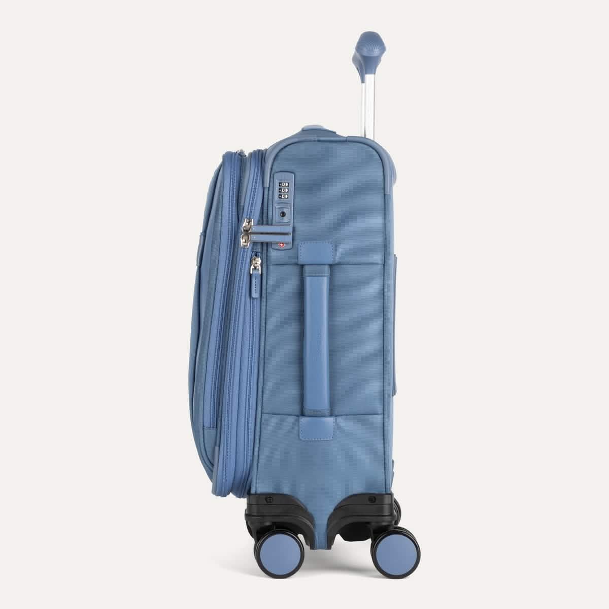 VersaPack®+ Compact Carry-on Spinner
