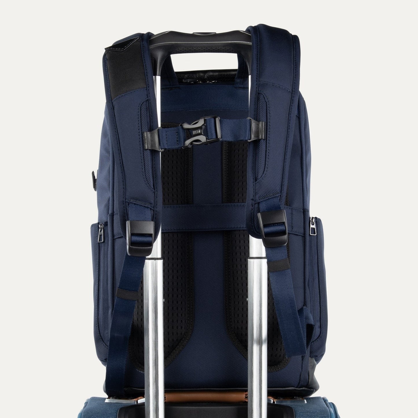CrewTM Executive ChoiceTM 3 Medium Top Load Backpack