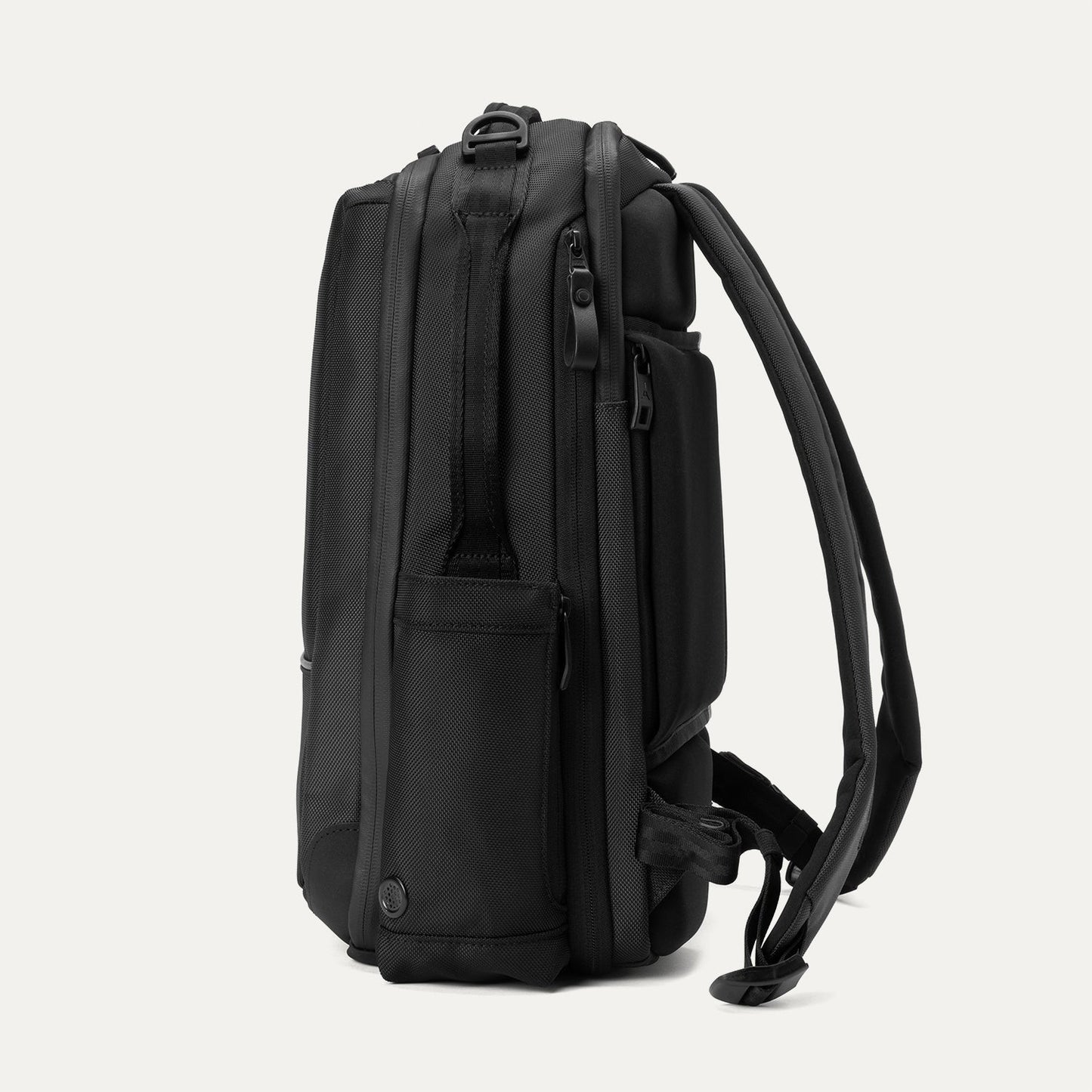AltitudeTM Slim Expandable Laptop Backpack 20-24L