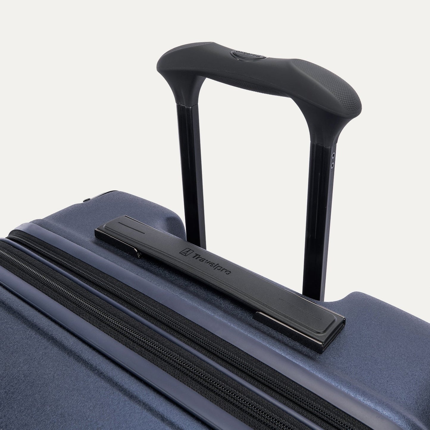 Platinum® Elite Large Check-In Hardside Spinner