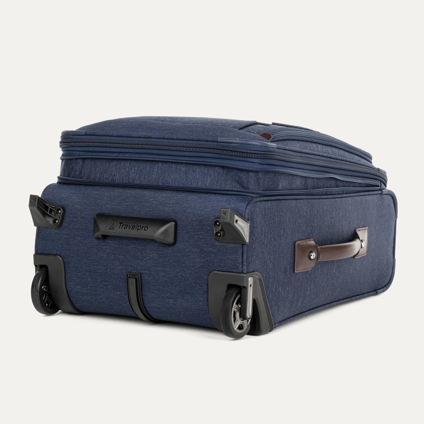 Platinum® Elite Carry-On Rollaboard/ Business Backpack Set