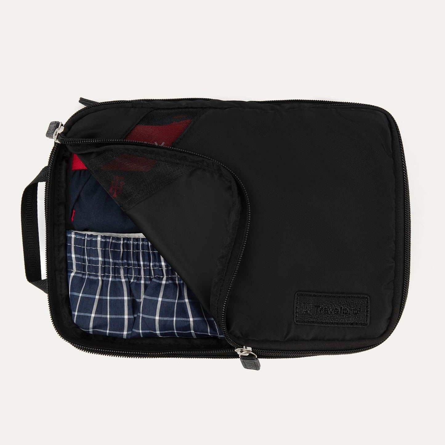 Travelpro® EssentialsTM Medium Expandable/Compressible Packing Cube