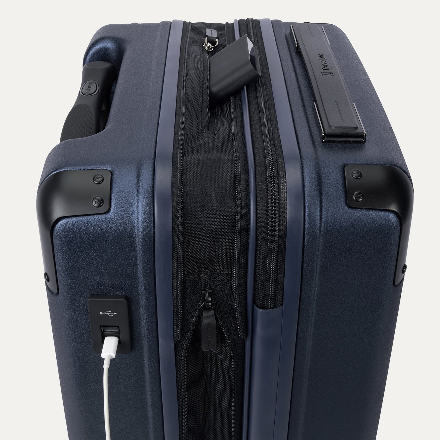 Platinum® Elite Carry-On Hardside Spinner