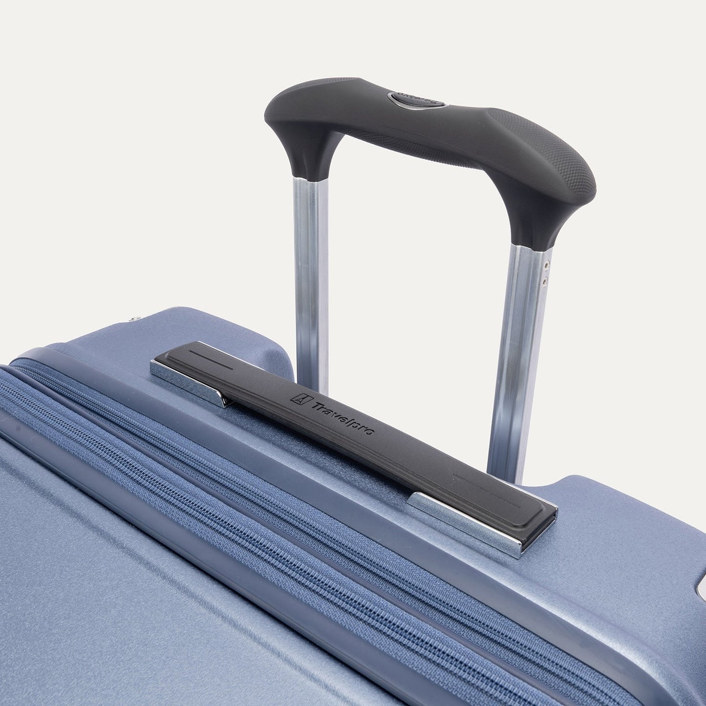 Platinum® Elite Medium Check-In Hardside Spinner