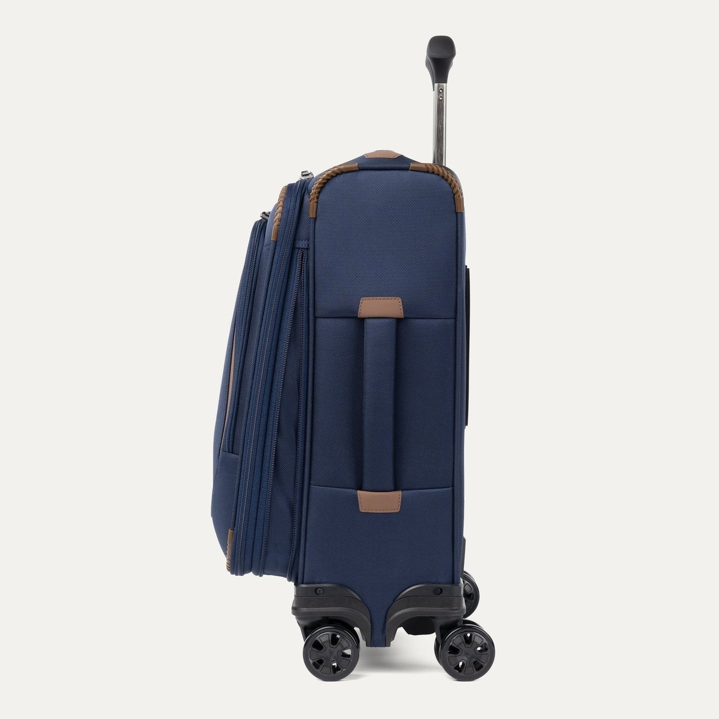CrewTM Classic Compact Carry-On / Medium Check-In Set