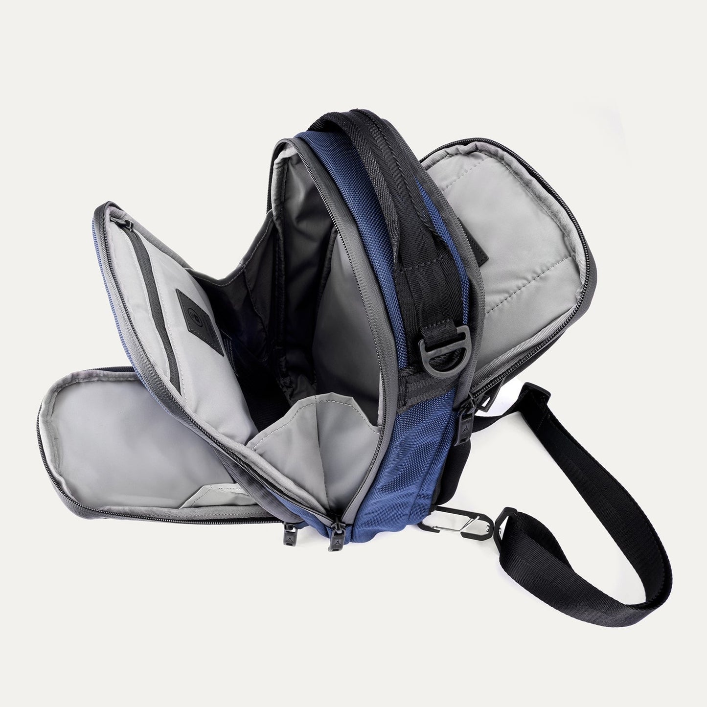 AltitudeTM Crossbody 6L
