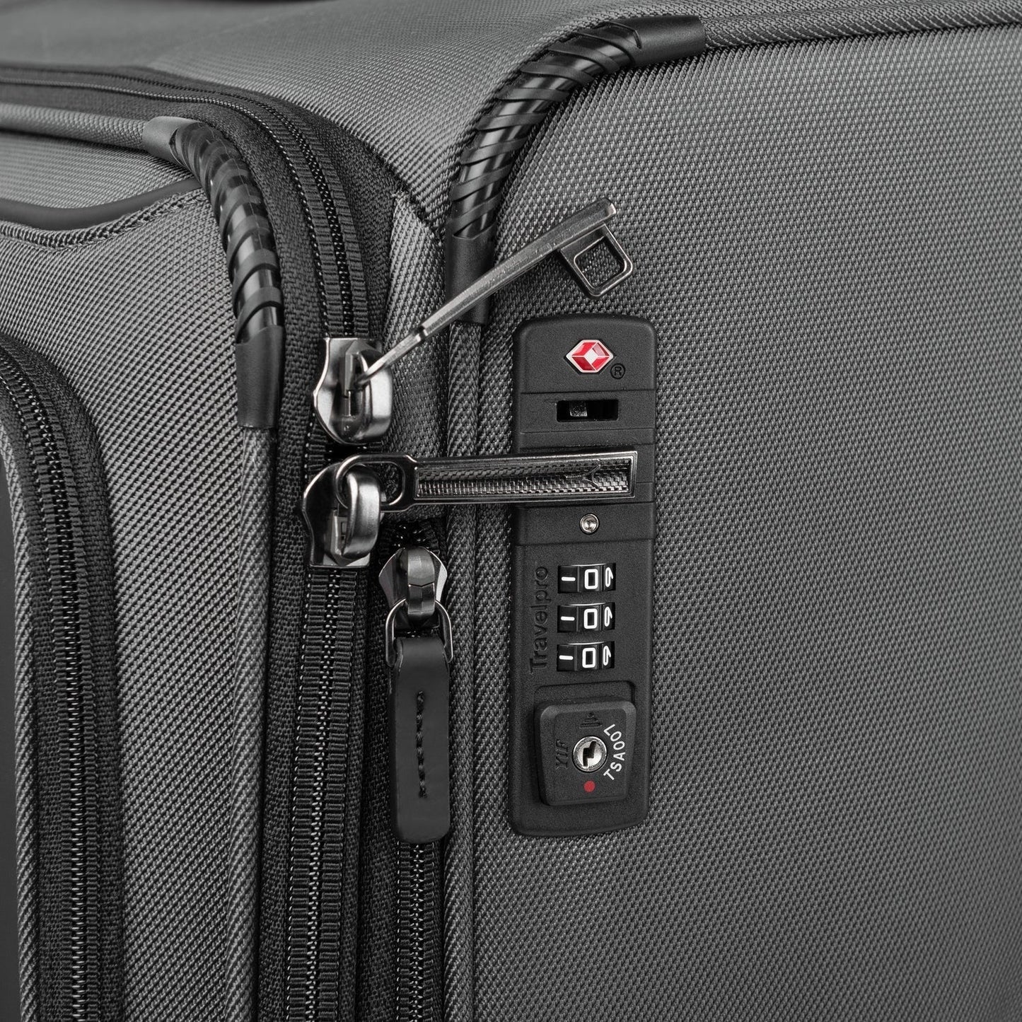 CrewTM Classic Carry- On / Medium / Large Set
