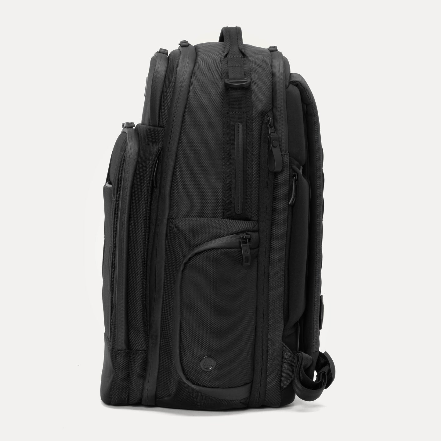 AltitudeTM Large Expandable Laptop Backpack 30-36L