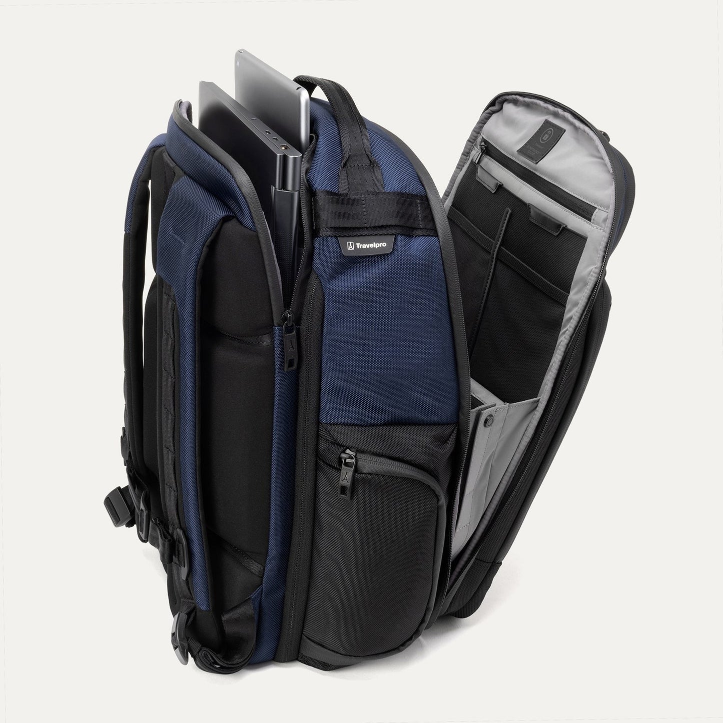 AltitudeTM Large Expandable Laptop Backpack 30-36L