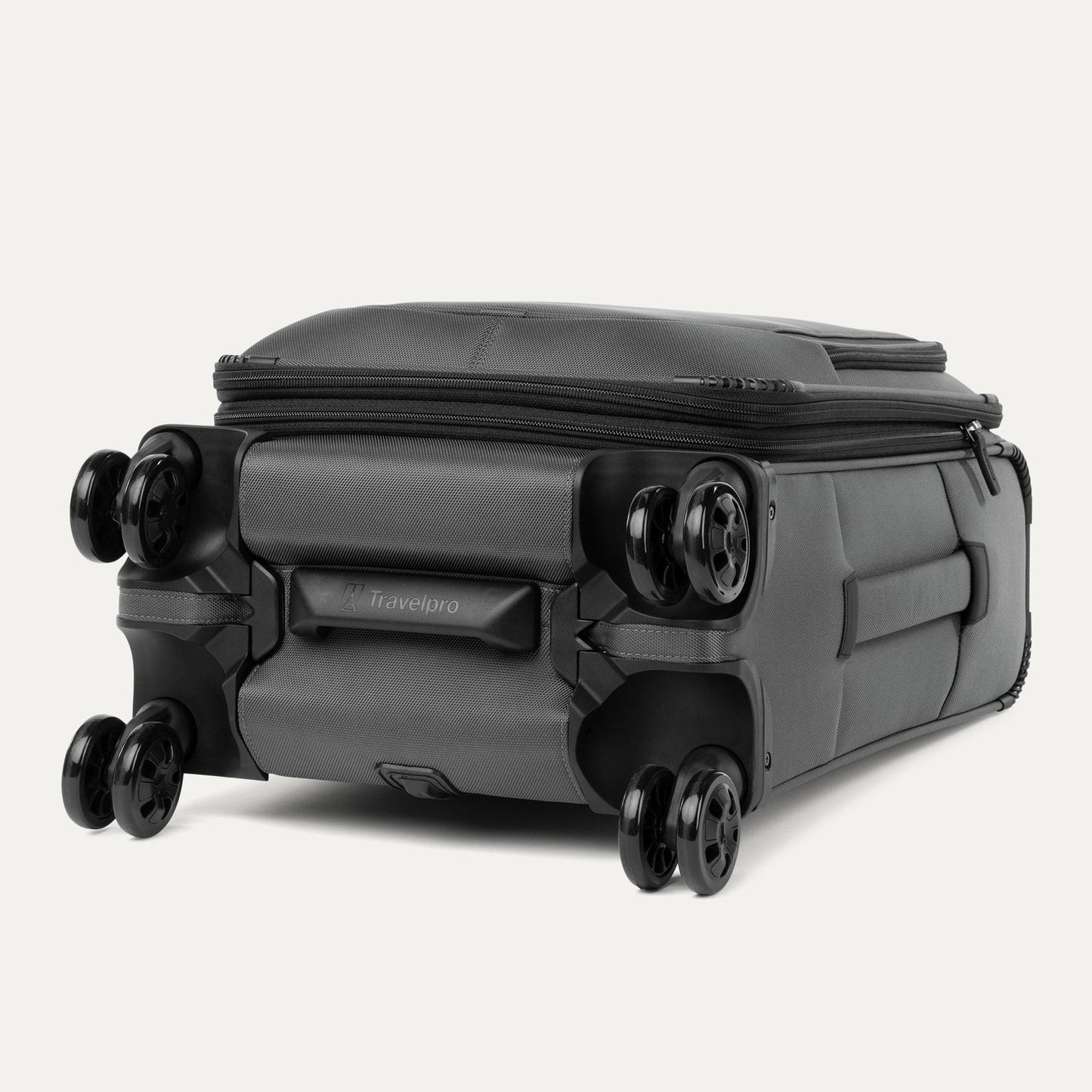 CrewTM Classic Compact Carry-On / Medium Check-In Set