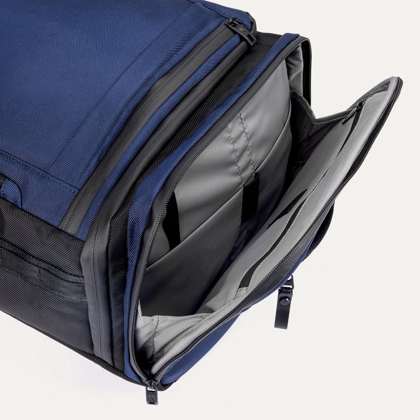 AltitudeTM Convertible Duffel/Backpack