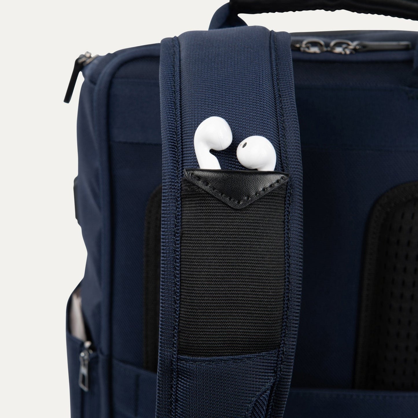 CrewTM Executive ChoiceTM 3 Medium Top Load Backpack